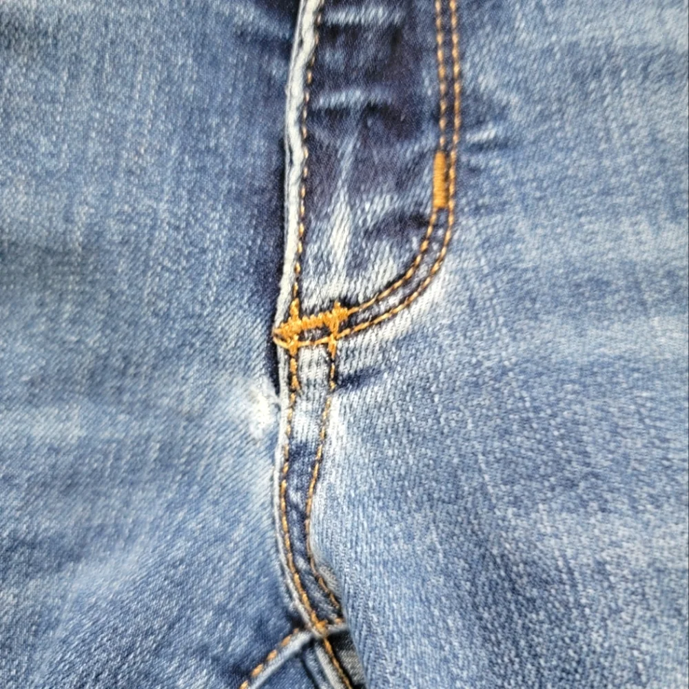 Universal Thread Mid Rise Jeggings - Picture 8 of 11